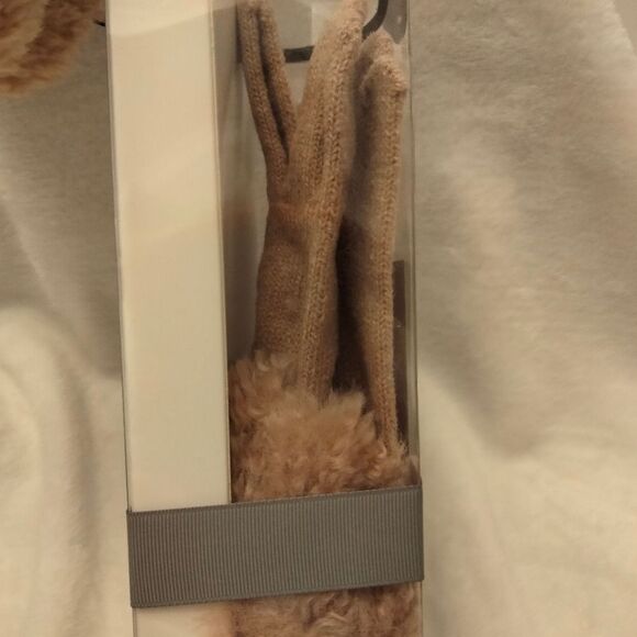 Earmuffs and glove set. Mix it. One size - Picture 6 of 7